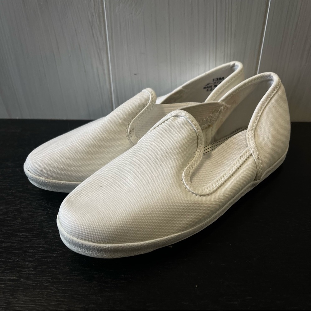 Vintage 1990’s 90’s‎ girls Keds size 10 white slip on loafers